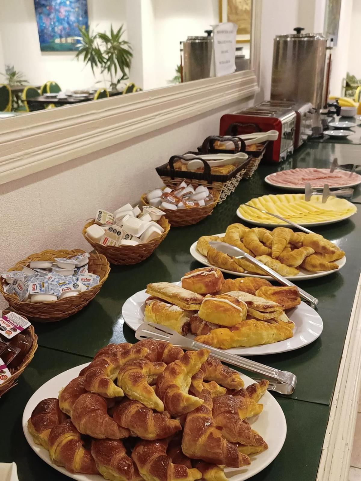 Atlas Tower Hotel Buenos Aires Eksteriør bilde