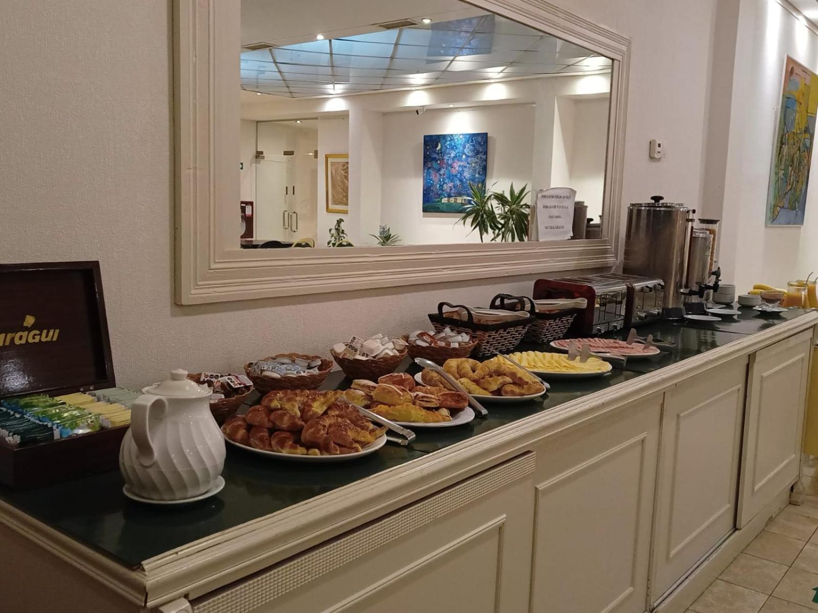 Atlas Tower Hotel Buenos Aires Eksteriør bilde