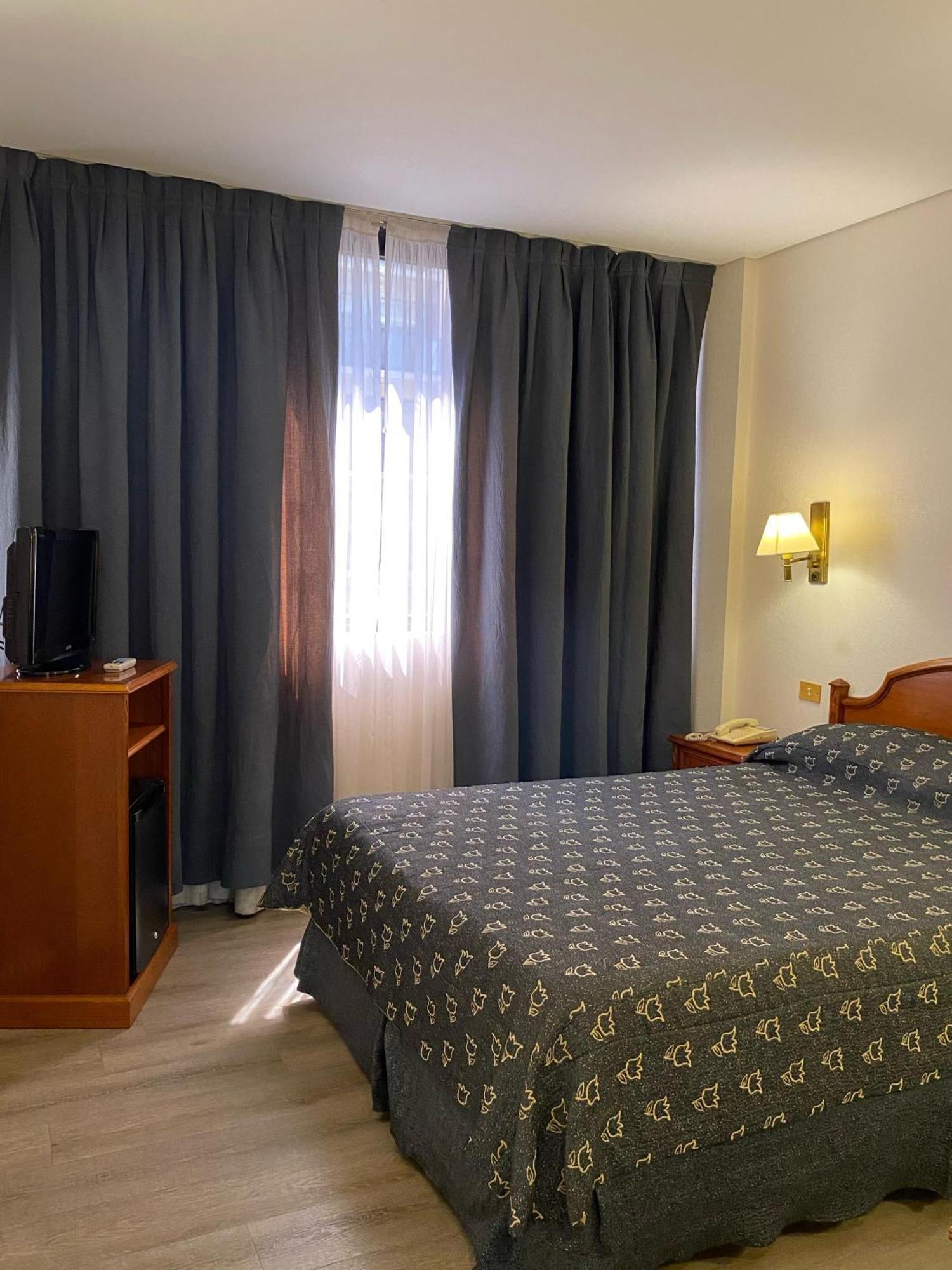 Atlas Tower Hotel Buenos Aires Eksteriør bilde